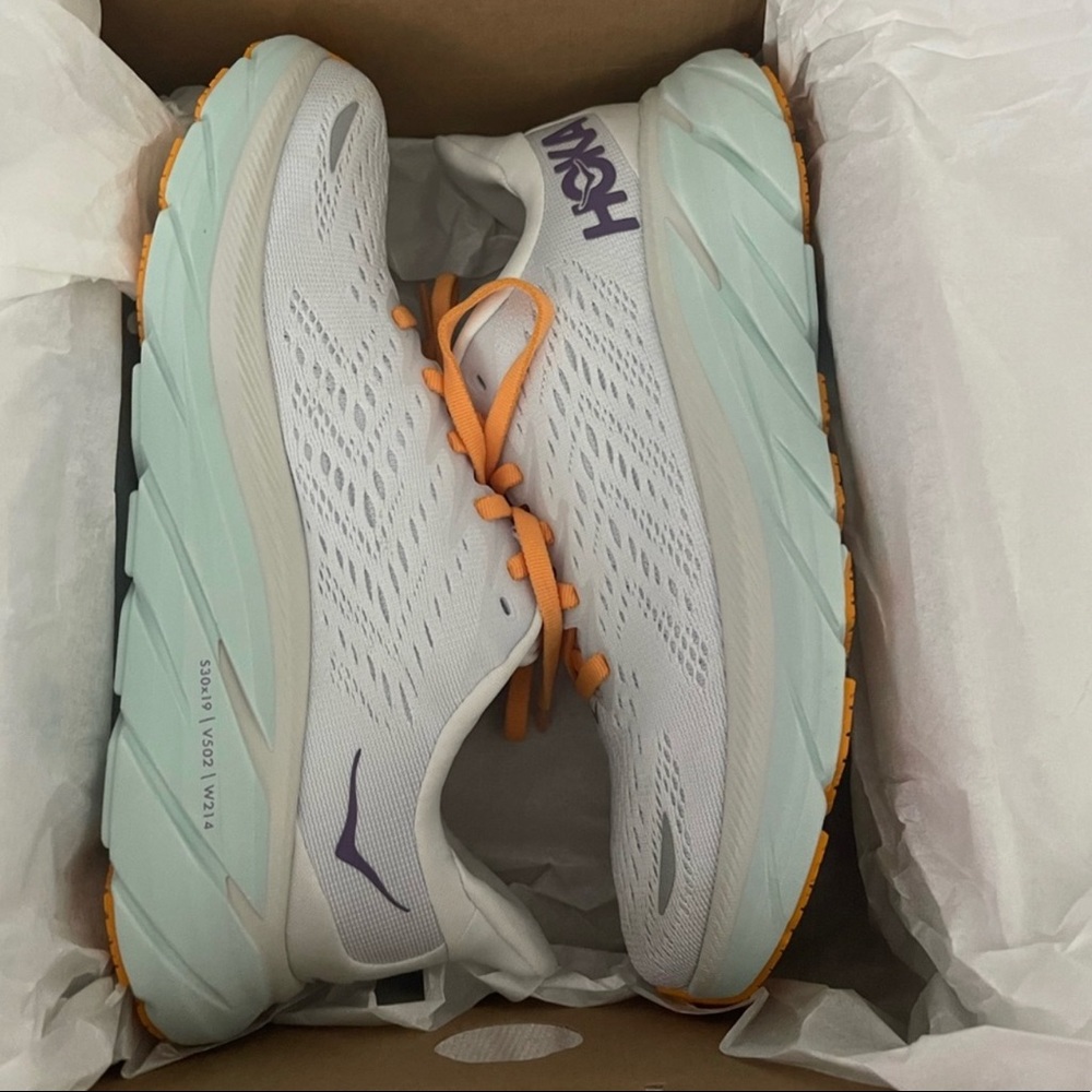 NEW Hoka Clifton 8 Sneakers Blanc de Blanc / White - Picture 2 of 3